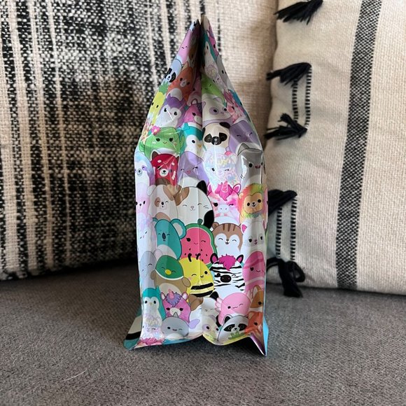 New in Bag Scented Sea Cow Mystery Squad Bag - Picture 2 of 4